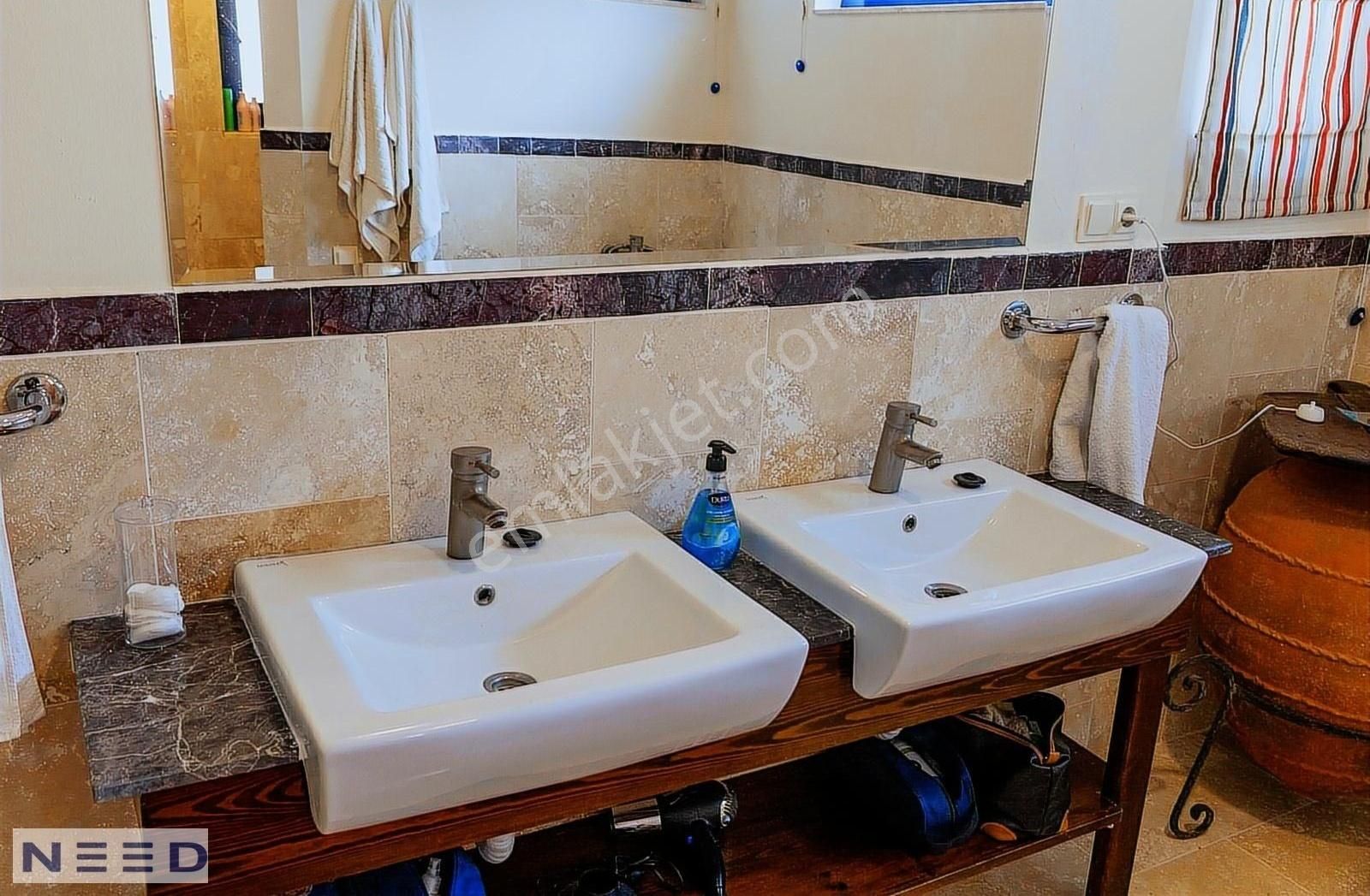 4+1 Deniz Manzaralı Özel Havuzlu Garajlı Villa - Görsel 4