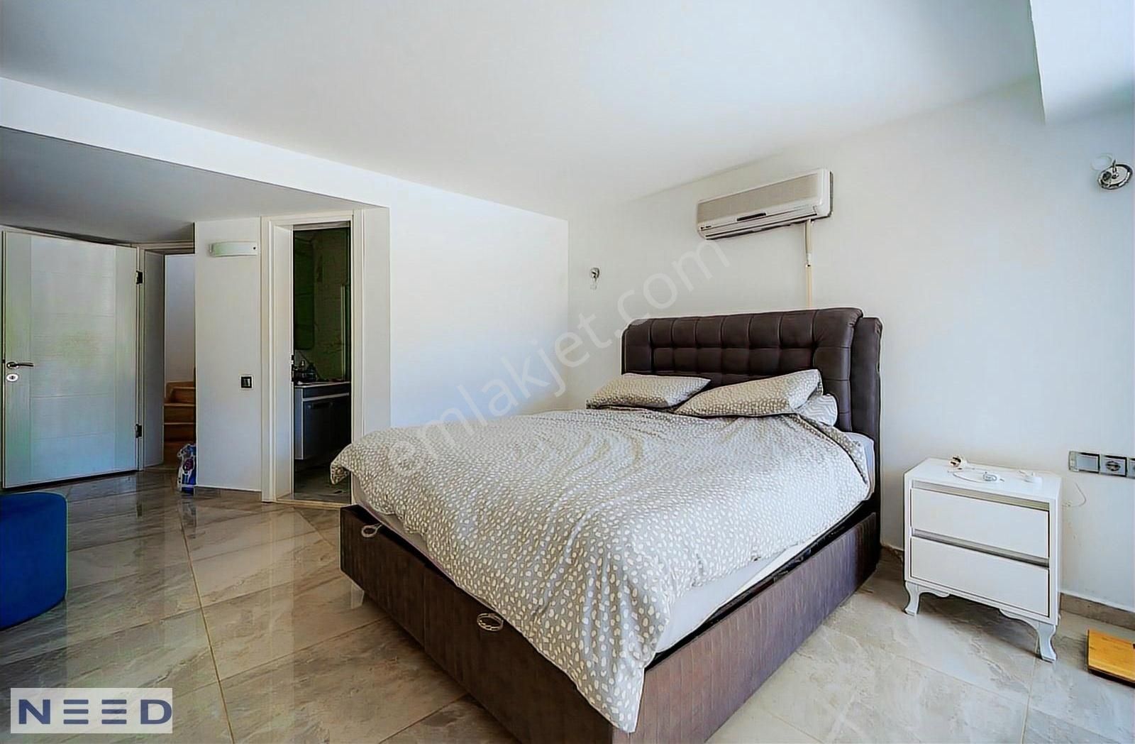 Kalkanda 6 Yatak Odalı Muhteşem Villa - Görsel 30