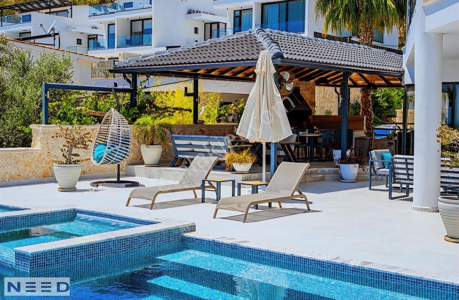 Kalkanda 6 Yatak Odalı Muhteşem Villa - Görsel 28