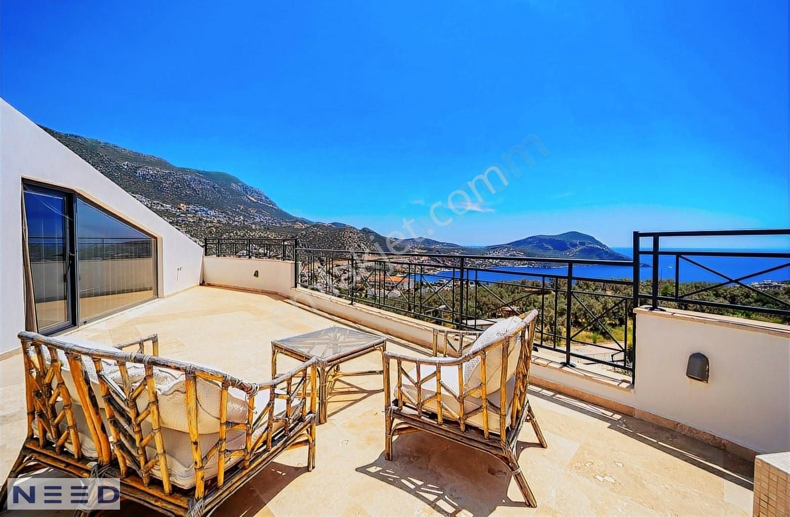 Kalkanda 6 Yatak Odalı Muhteşem Villa - Görsel 26