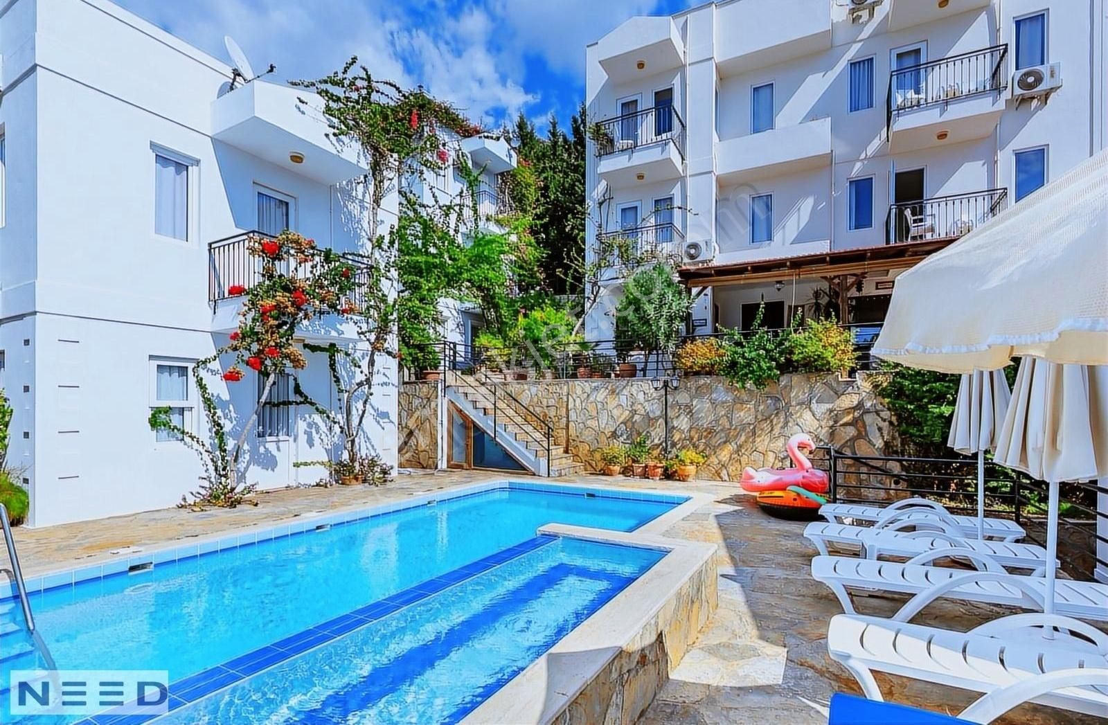 Kalkan Oldtown'da 4+1 Deniz Manzaralı Villa - Görsel 21