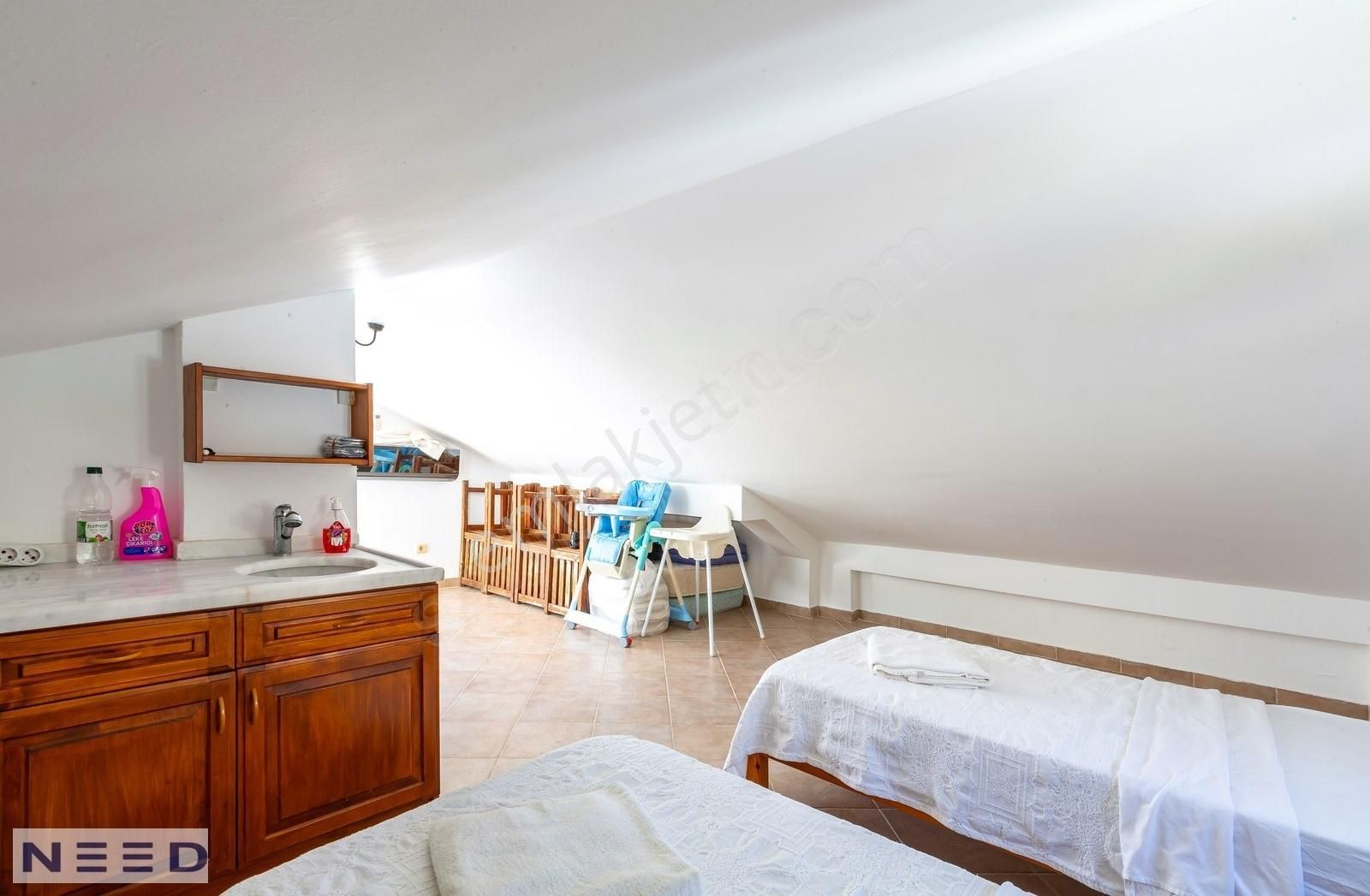 Kalkan Oldtown'da 4+1 Deniz Manzaralı Villa - Görsel 17