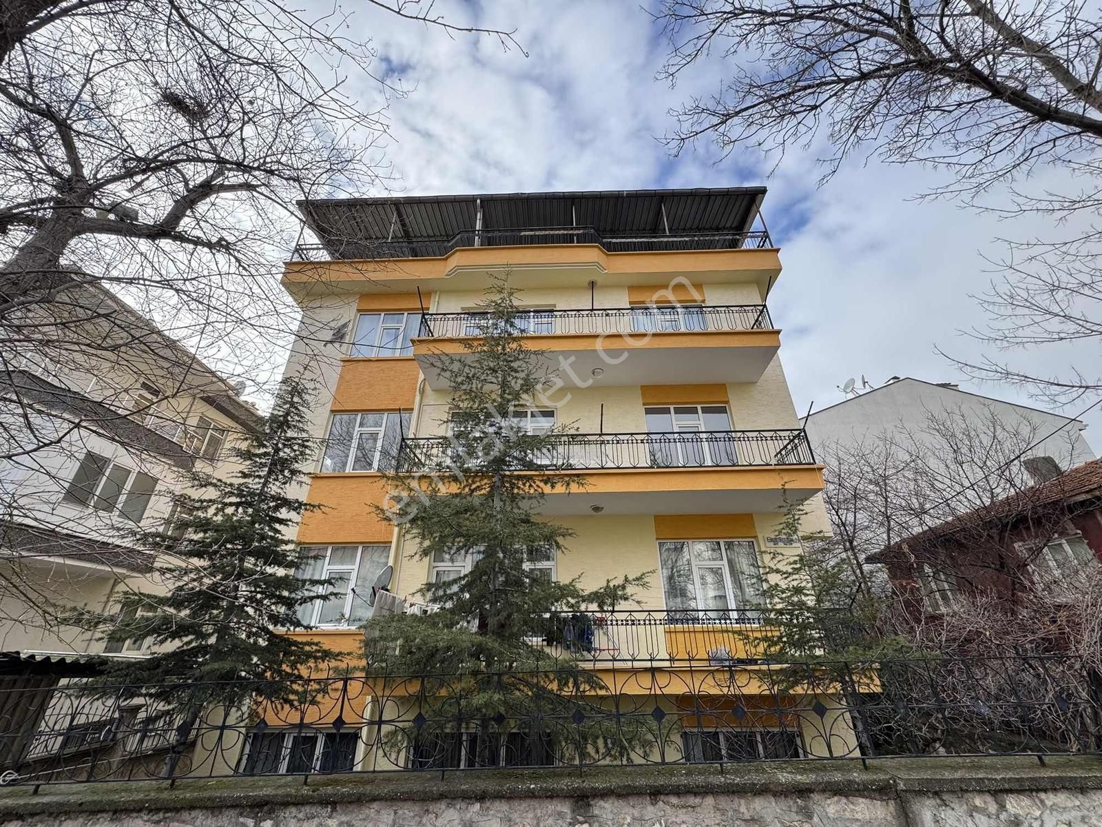 An-ka'dan Fatih Mahallesinde Ara Kat Kiralık Daire