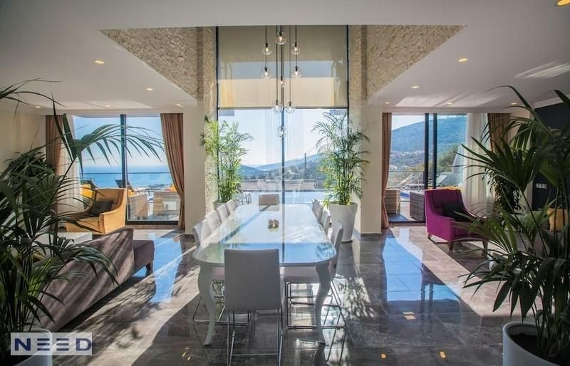 Kalkanda Satılık 4+1 Lüks Villa - Görsel 7