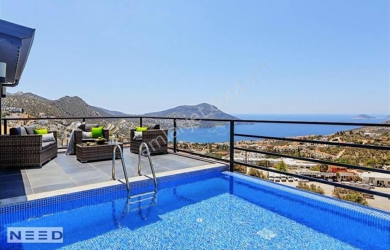 Kalkanda Satılık 4+1 Lüks Villa - Görsel 21