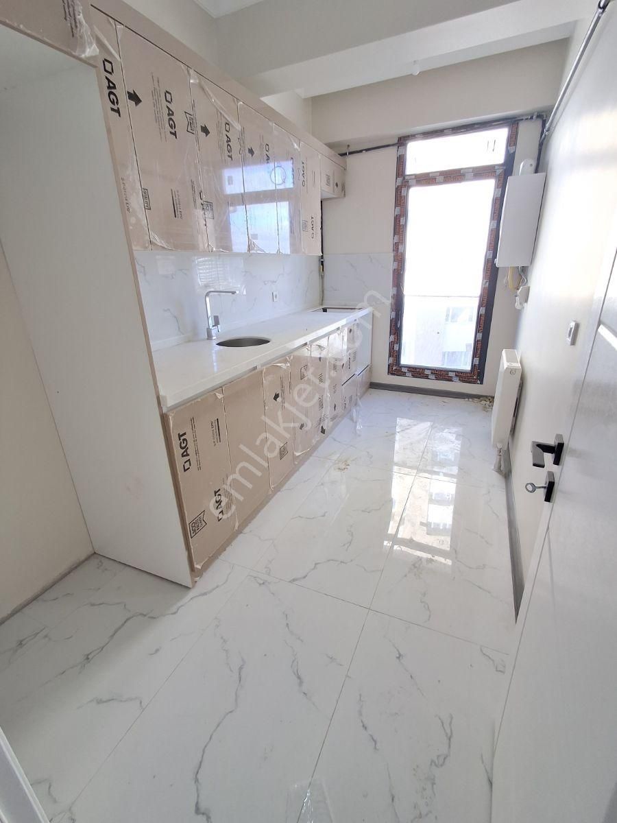 !!yaşam'dan!!sitede Metro Hastane Ve Cadde Yakını 2+1 95m²daire - Görsel 31