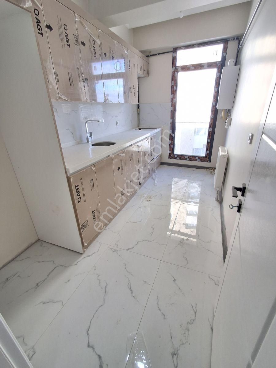 !!yaşam'dan!!sitede Metro Hastane Ve Cadde Yakını 2+1 95m²daire - Görsel 25