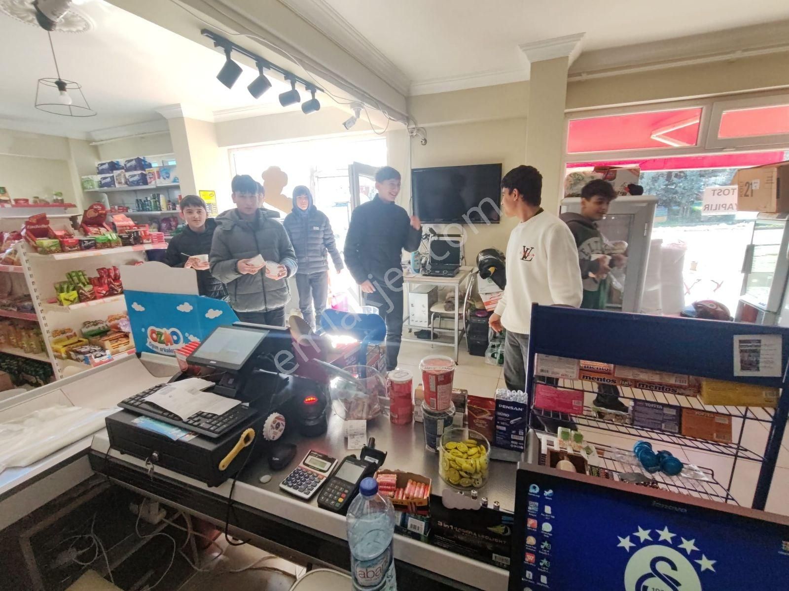 Arık Gayrimenkul'den Şirinköy'de Yol Üzeri Devren İşlek Market - Görsel 3