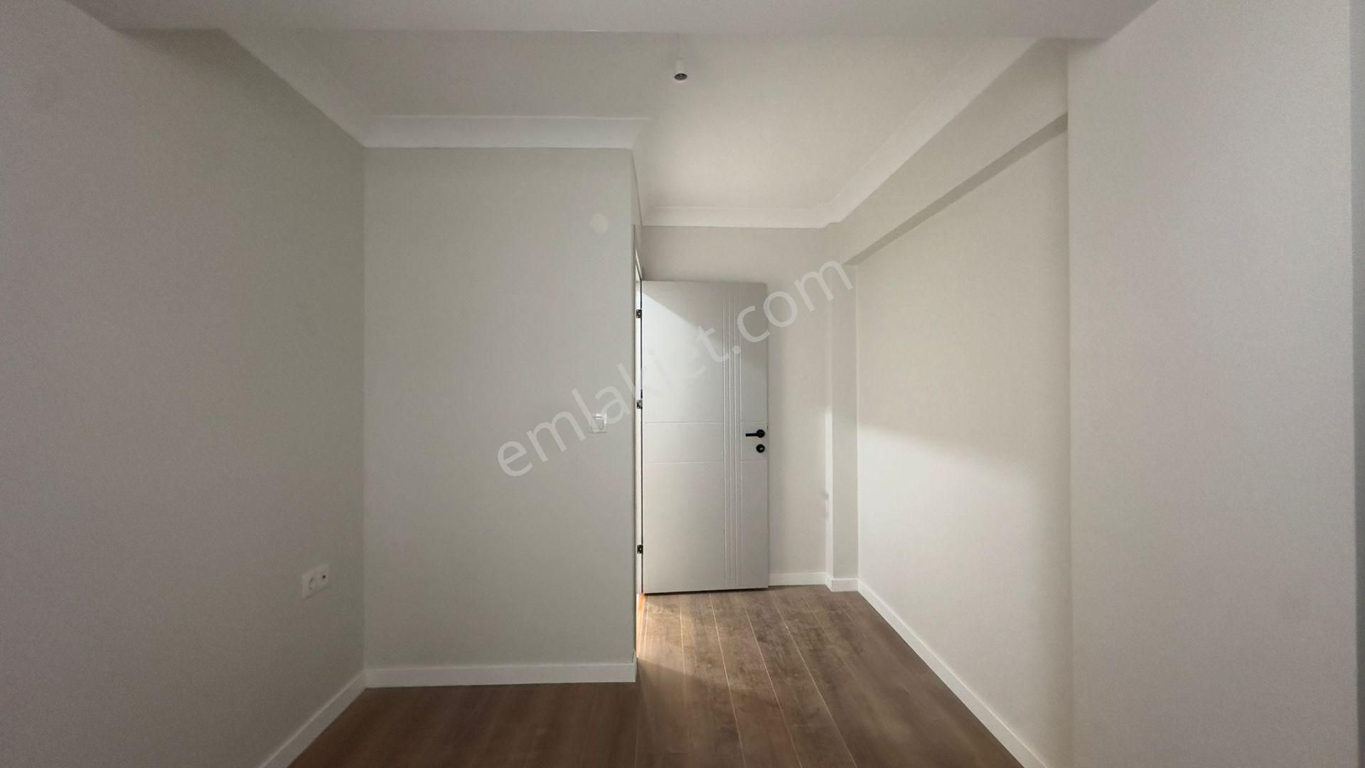Başokur'dan Bahçelievler Siyavuşpaşa Mh. Yeni Binada Kiralık 2+1 - Görsel 9