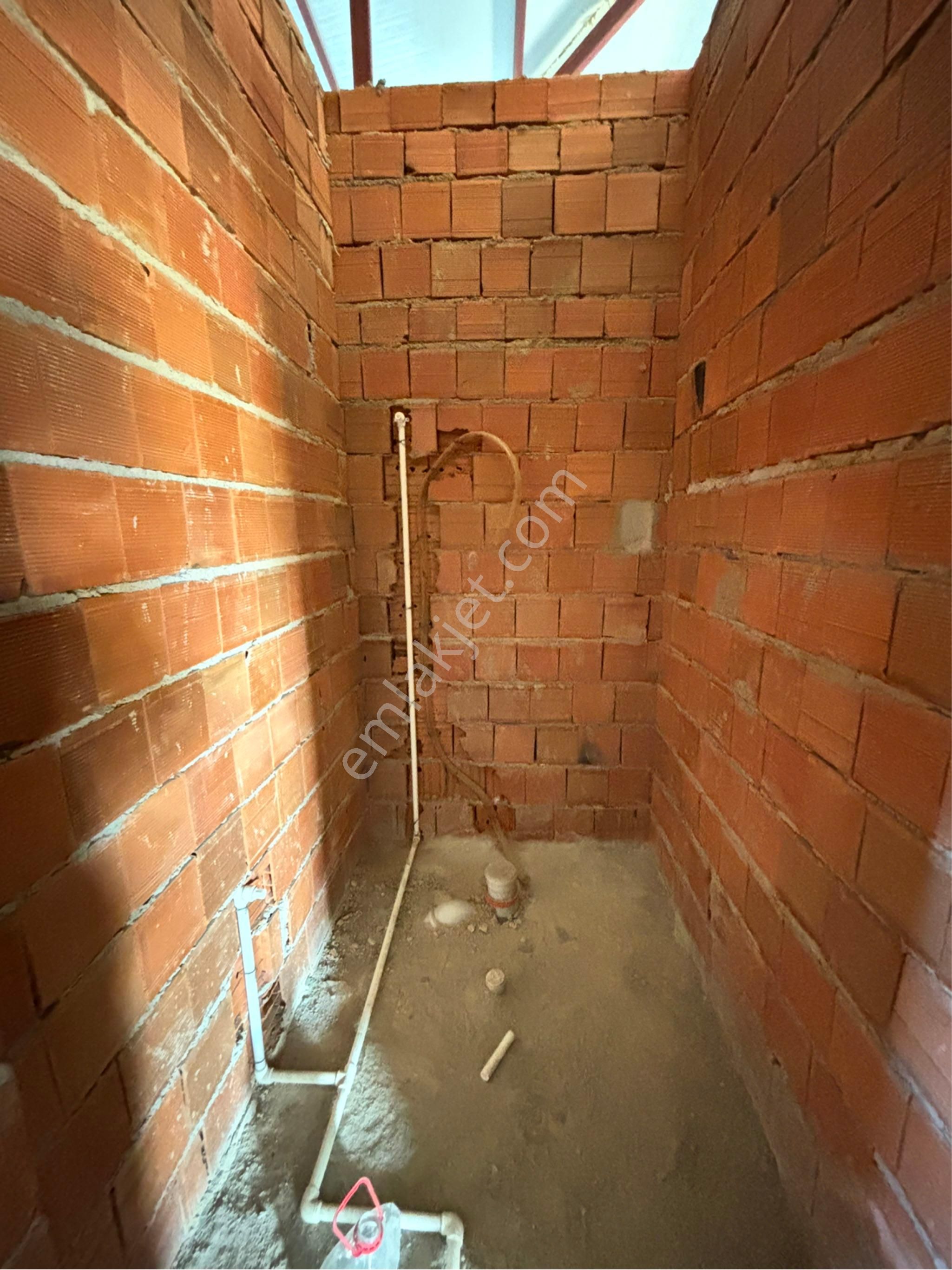 Demirciköyde Satılık 2+1 Taş Ev Elektrik Su Var - Görsel 10