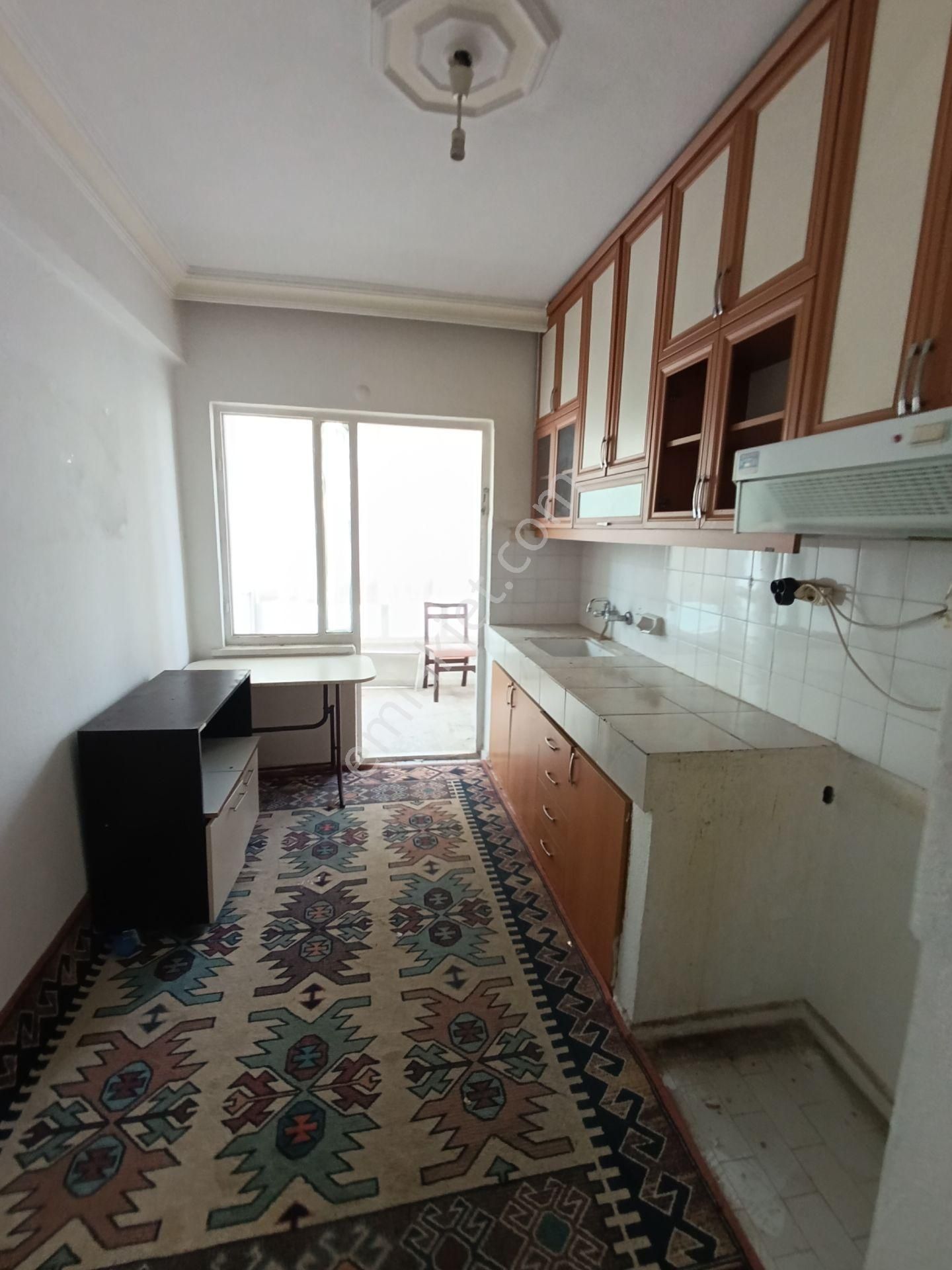 Mevlana Kavşağında 75.yıl Lisesi Ve Büyükşehir Belediyesi Yakını Kiralık Daire - Görsel 8