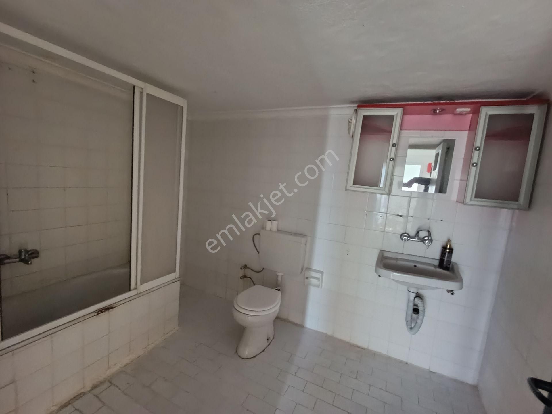 Mevlana Kavşağında 75.yıl Lisesi Ve Büyükşehir Belediyesi Yakını Kiralık Daire - Görsel 12