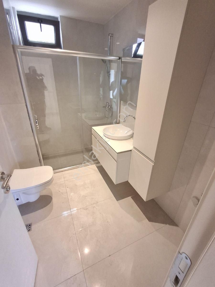 !!yaşam!!dan 15 Temmuz Metro Yakını 2+1 85m²ulta Lüks Daire - Görsel 35