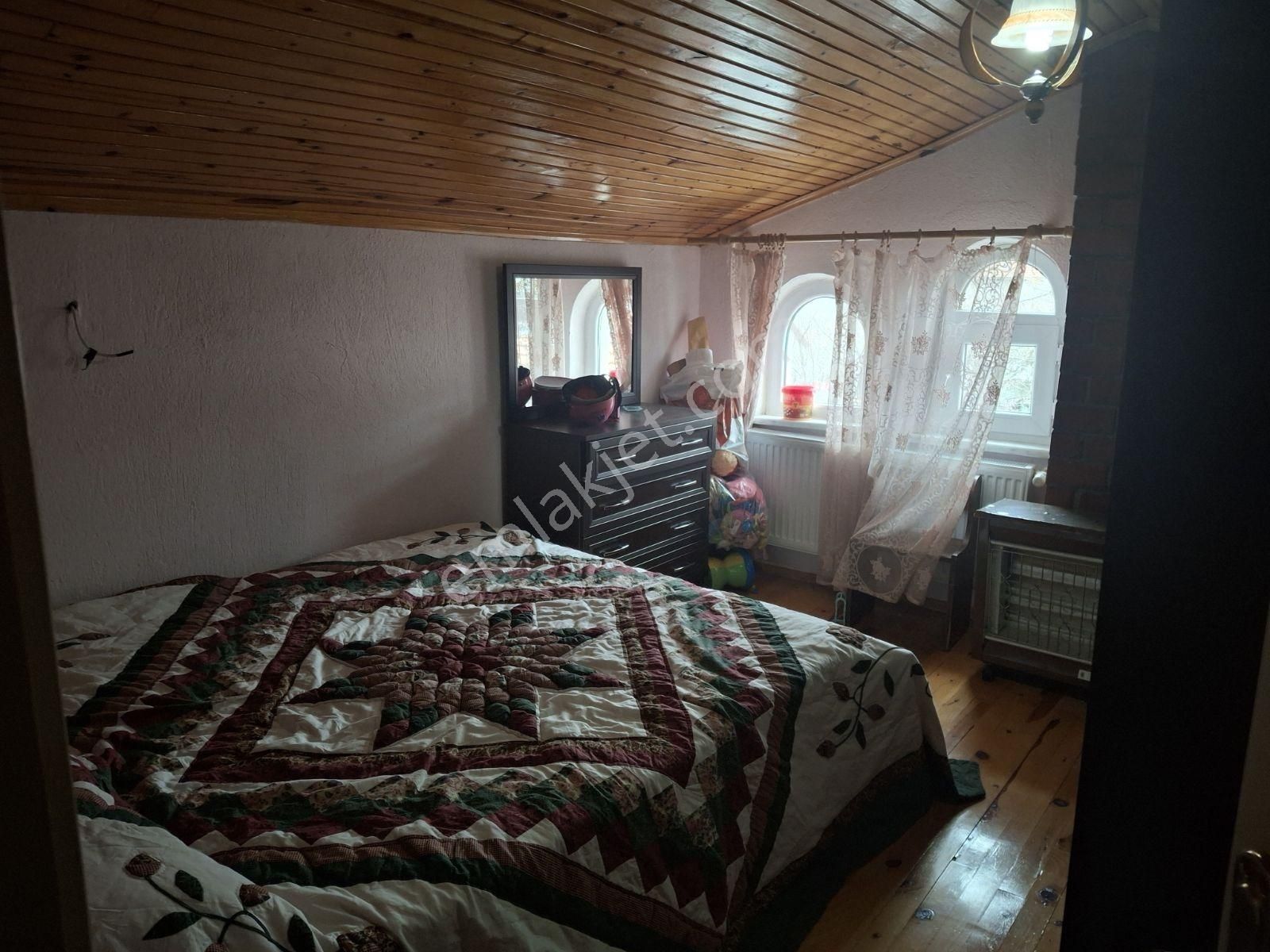 Keçikapı (pınarbaşı)mahallesinde Satılık Bahçeli Ev - Görsel 13