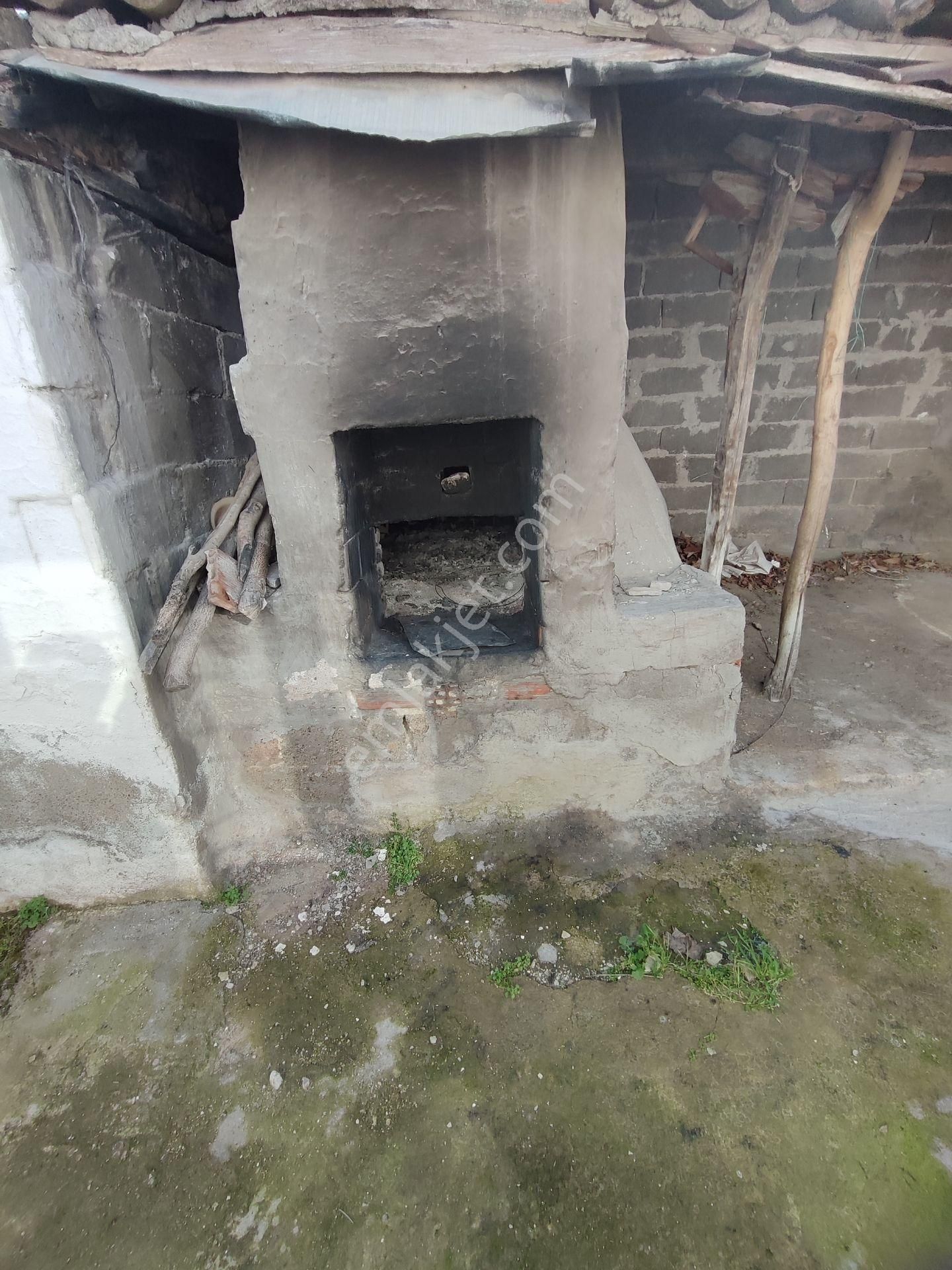 Kardeşten Havran Büyükdere'de Bahçeli Avlulu 2+1 Müstakil Köy Evi - Görsel 11