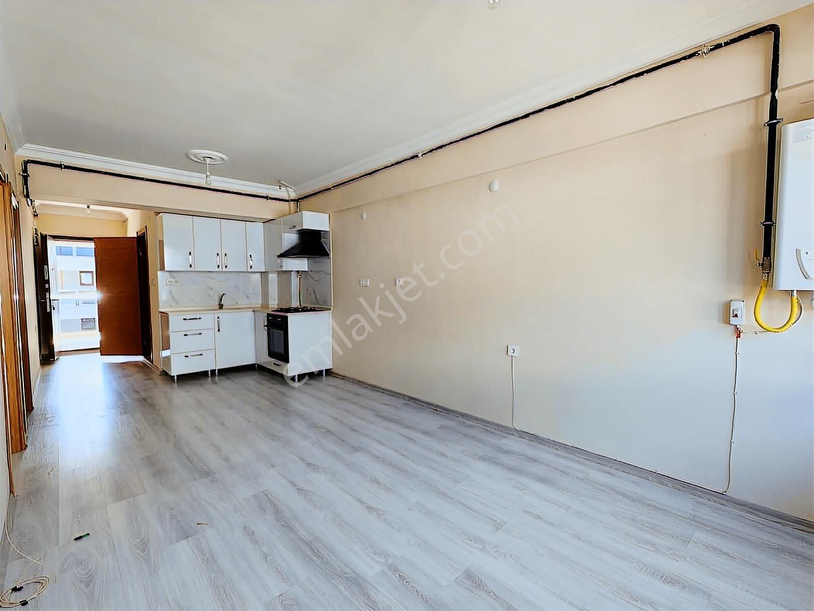 Muğla Toki Girişinde Eşyasız 2+1 Kiralık Daire