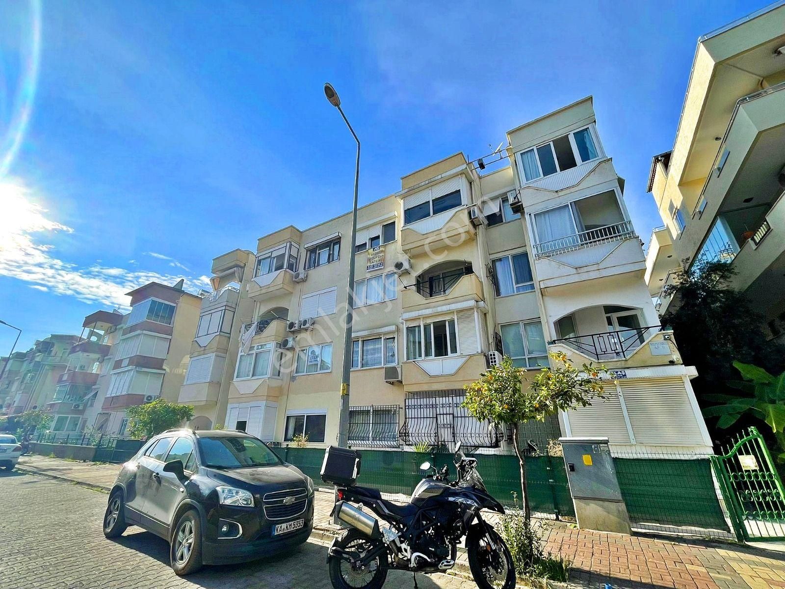 Denize 50m Alanya Obagölde Satılık 1+1 Deniz Manzaralı Eşyalı Daire