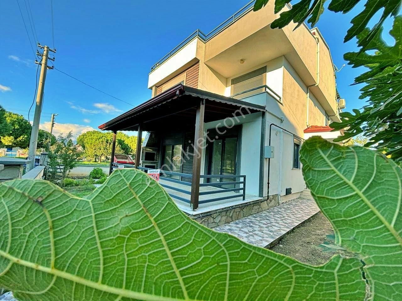 Uytundan Burhaniye Örende Bahçeli Geniş Teraslı 4+1 Villa - Görsel 15