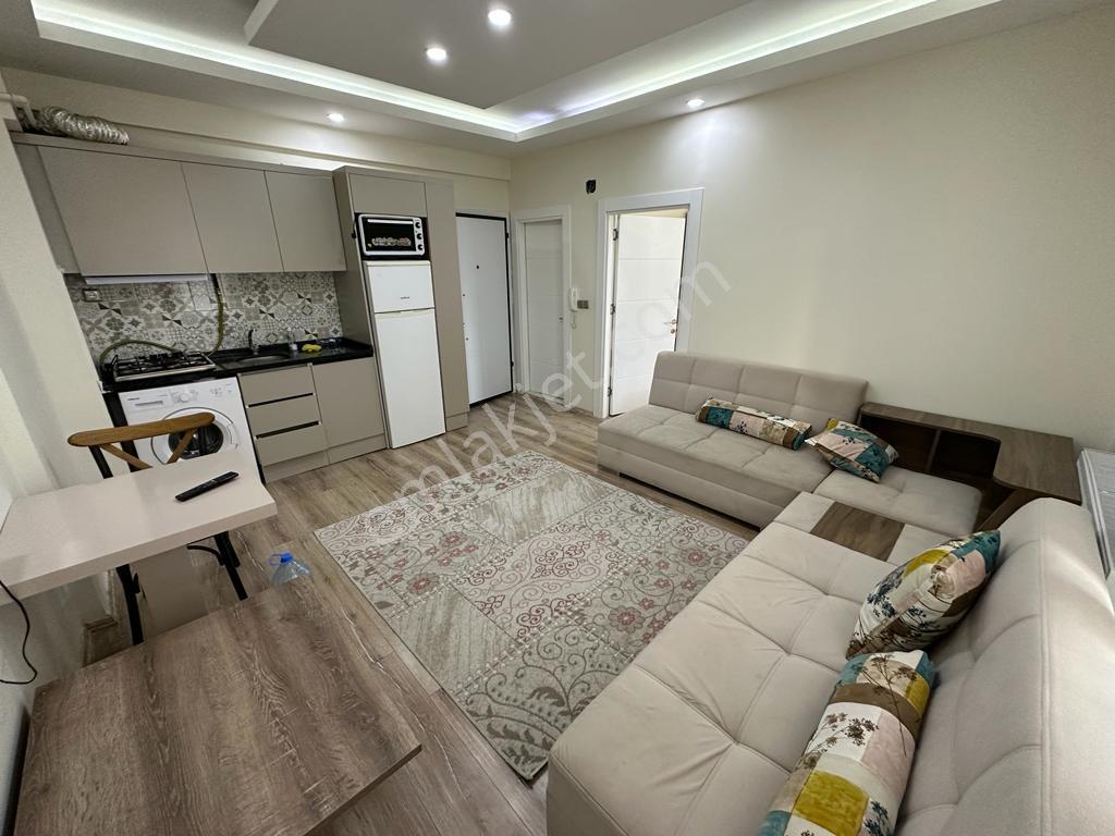 Amazondan Üniversite Civarı Eşyalı 1+1 Kiralık Fırsat Daire !!!