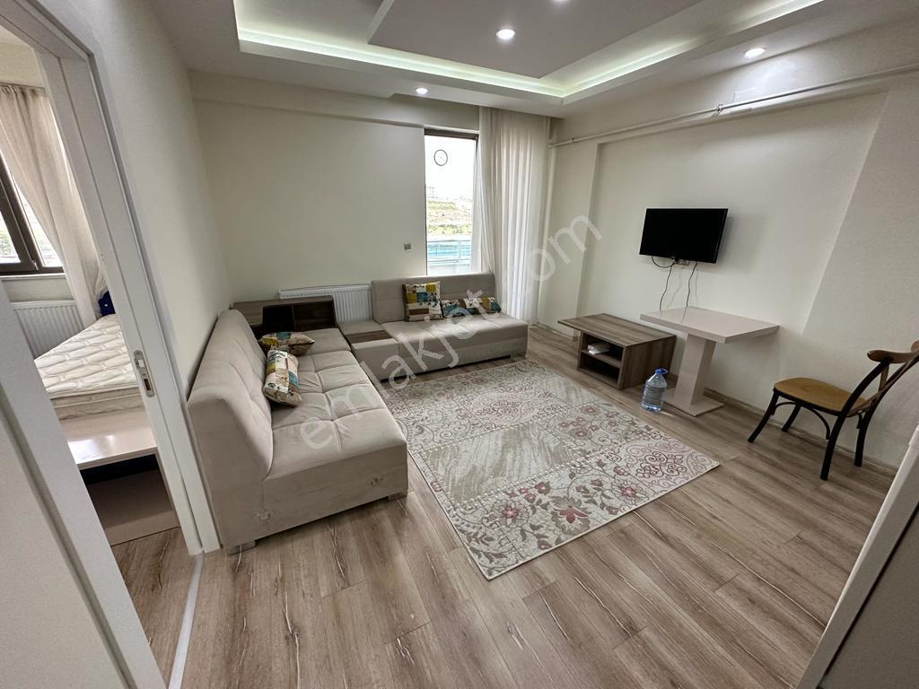 Amazondan Üniversite Civarı Eşyalı 1+1 Kiralık Fırsat Daire !!! - Görsel 12
