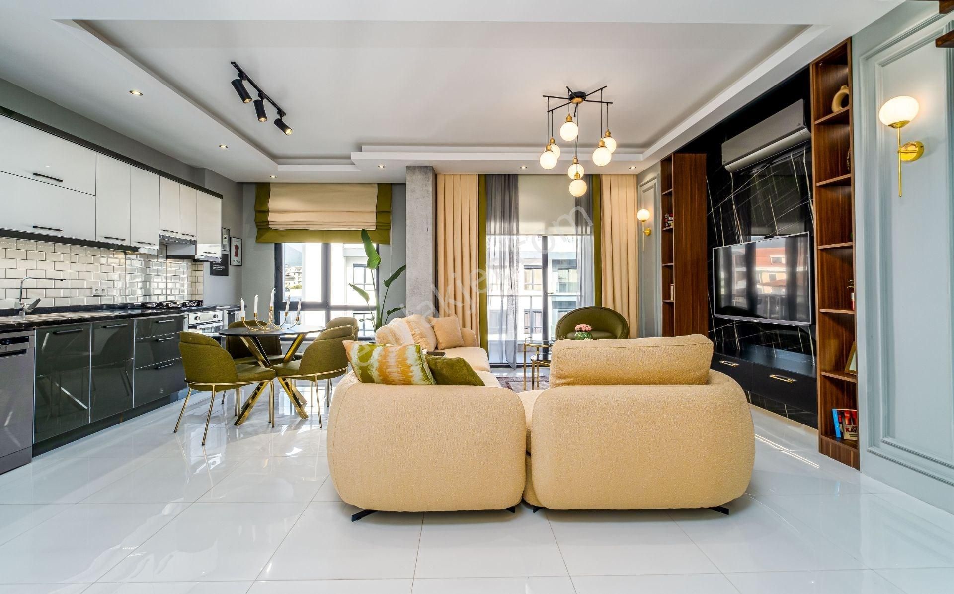 Alanya Oba’da Satılık 3+1 Geniş Daire – Full Eşyalı, Havuz Ve Dağ Manzaralı