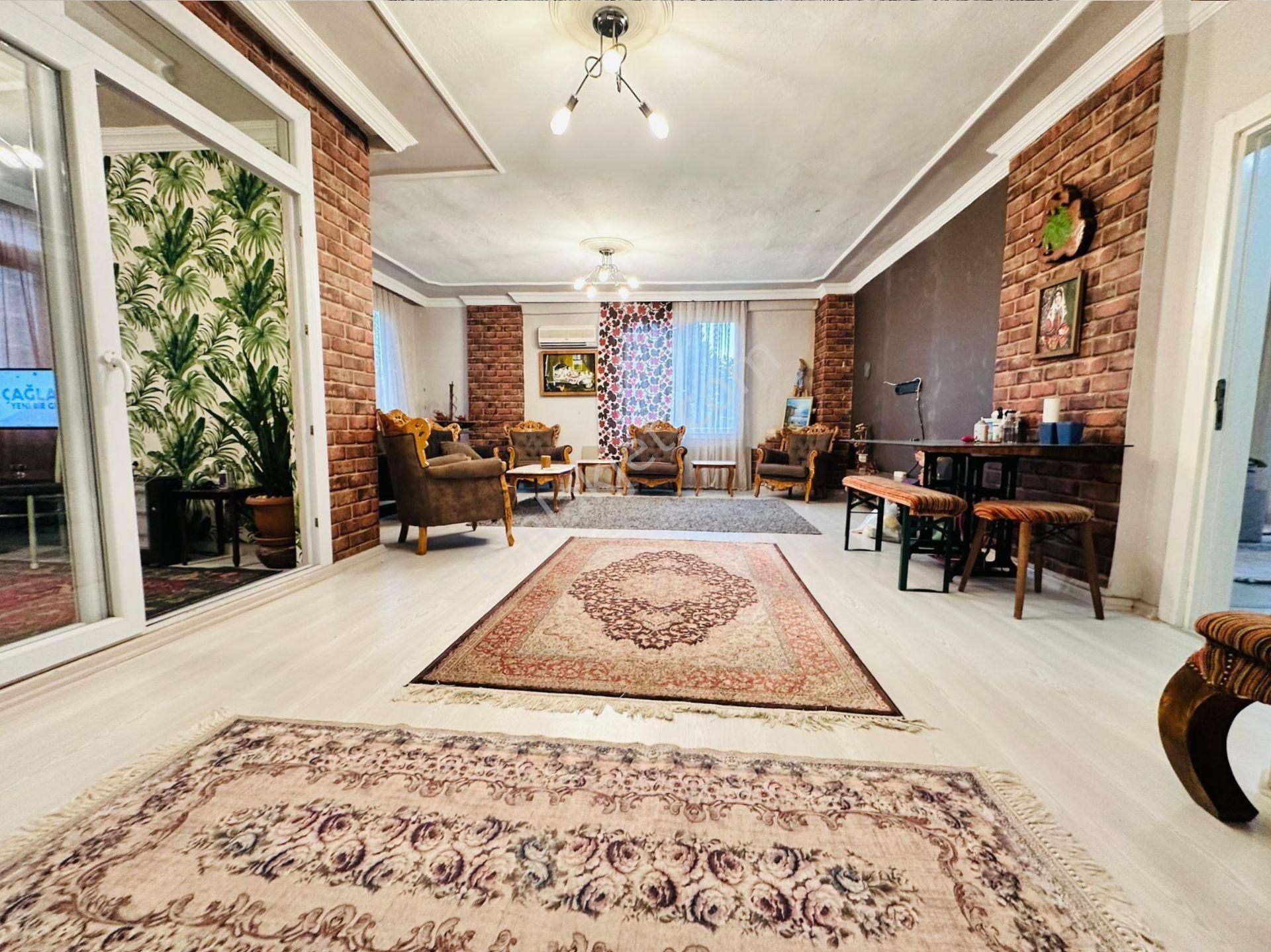 Ethereal'den Tecede Eşyalı Havuzlu,geniş Oturumlu 3+1 Kiralık