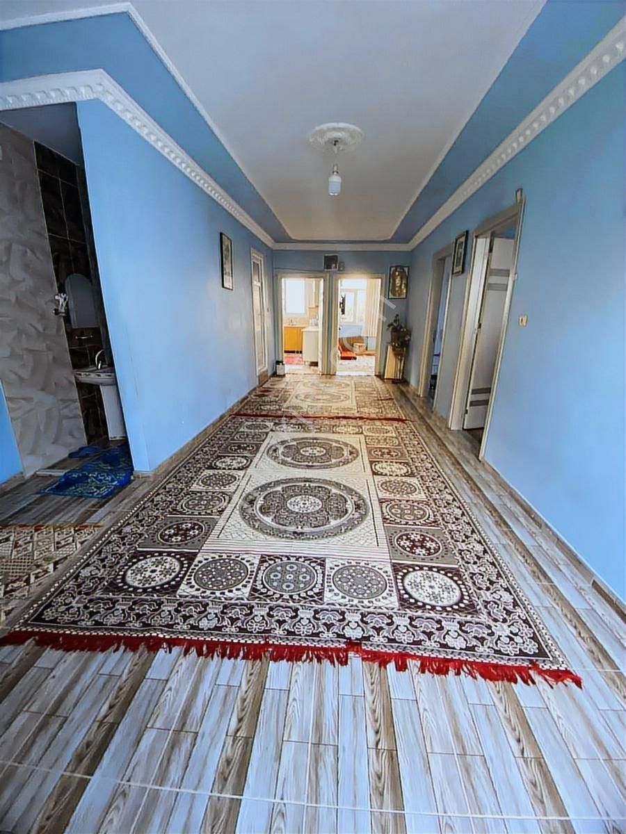 Yüreğir Bahçelievler 2'5 Katlı Satılık Müstakil Ev - Görsel 4