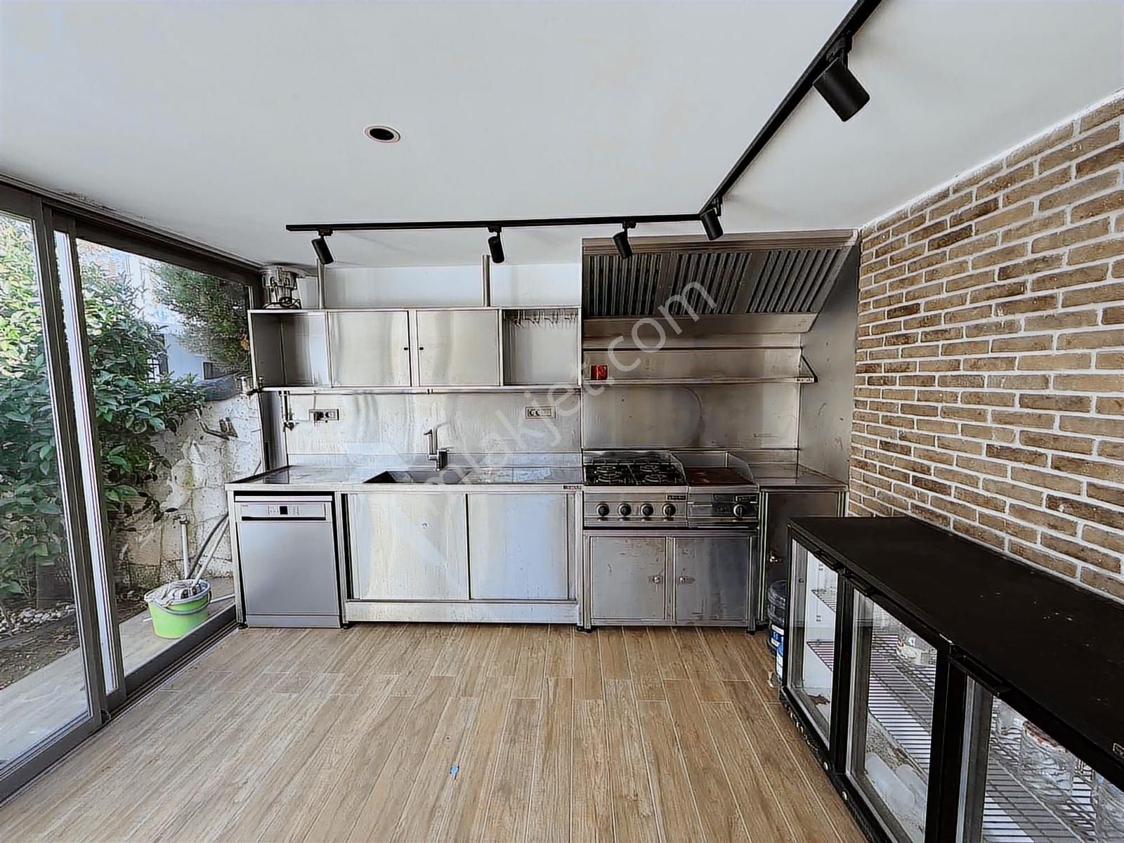 Smarttwıns Alaçatı Özel Havuzlu Bahçeli 4+1 Satılık Müstakil - Görsel 26