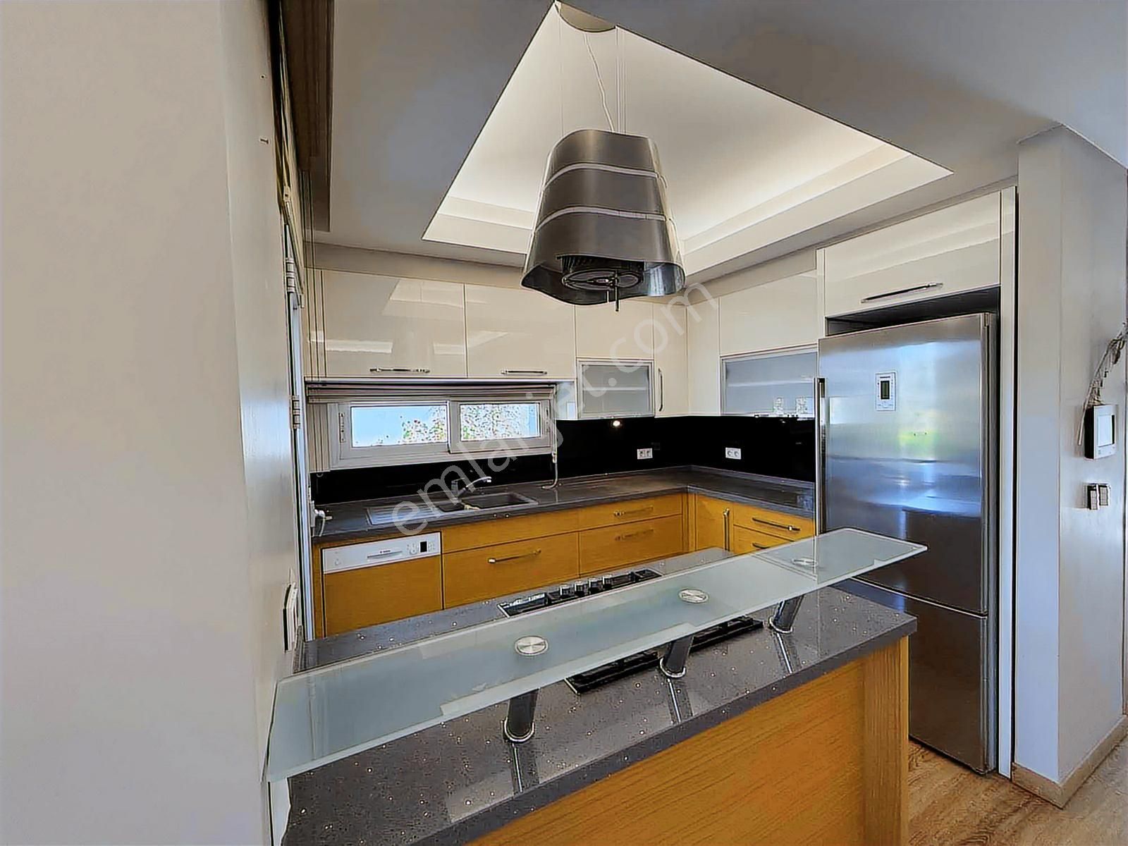 Smarttwıns Alaçatı Özel Havuzlu Bahçeli 4+1 Satılık Müstakil - Görsel 10