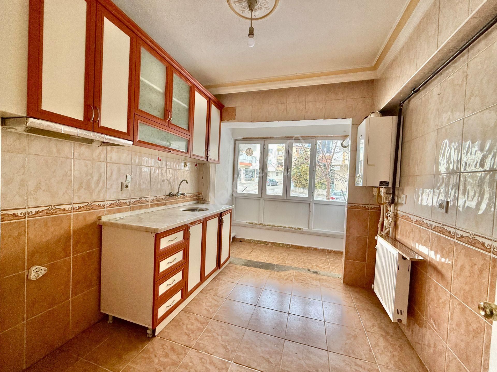 Çiftçioğullarından Fatih Mah. Hicret Camii Yakını Yüksek Giriş Fırsat Daire - Görsel 6