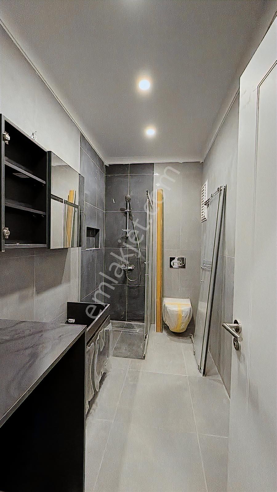 Suadiye'nin En Prestijli Sokağında Sıfır 4+1 Kiralık Daire - Görsel 16