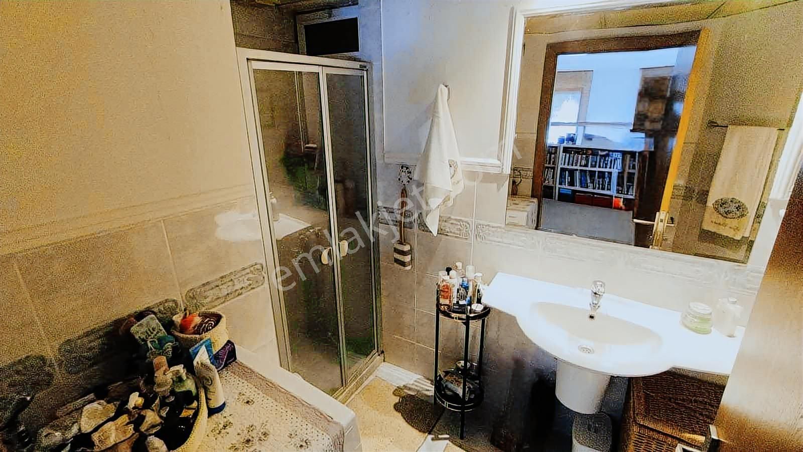 Bostanlı'da Villa Tadında Bahçeli Satılık 4+1 Dubleks - Görsel 19