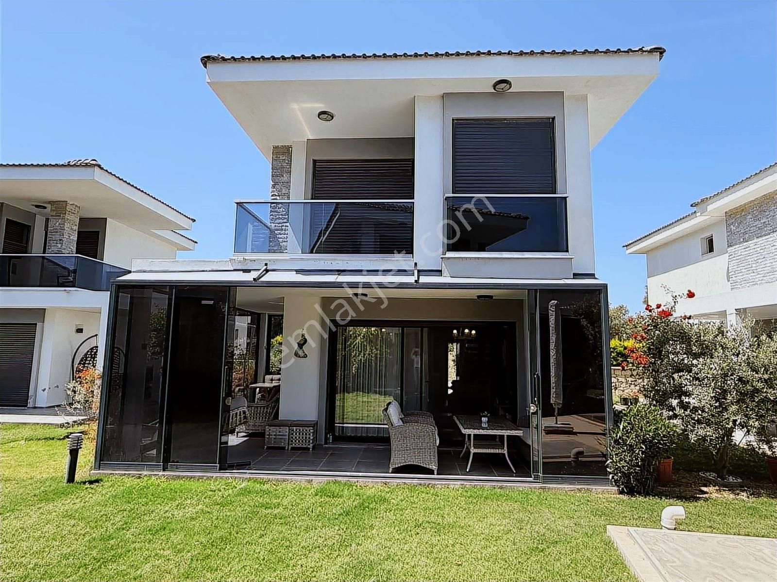 Çeşme Şifnede Satılık Tam Müstakil Havuzlu Dubleks Villa - Görsel 30