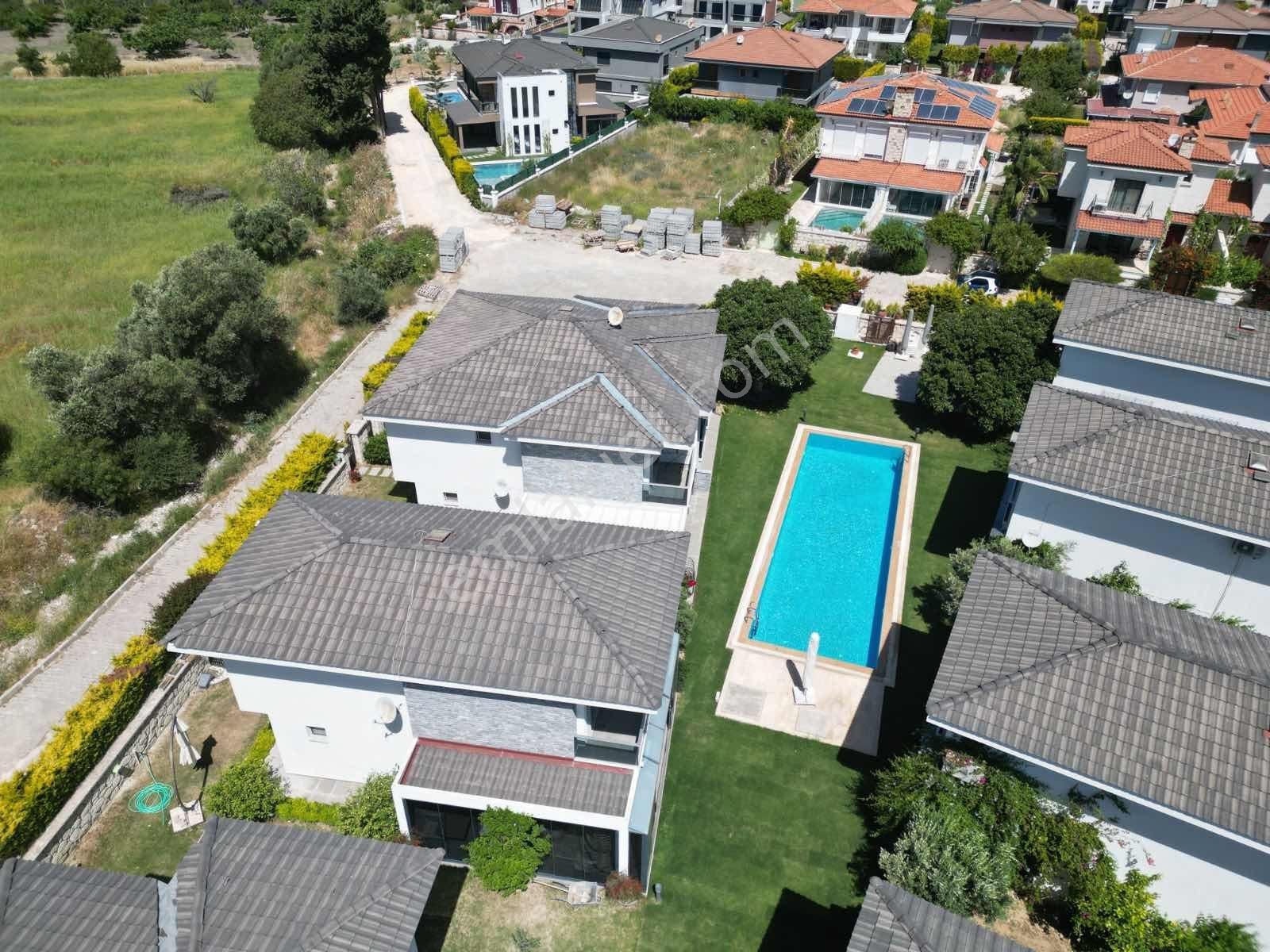 Çeşme Şifnede Satılık Tam Müstakil Havuzlu Dubleks Villa - Görsel 34