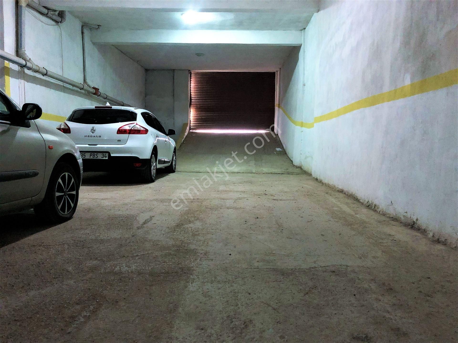 Karşıyaka Şemikler Merkez Balkonlu Genç Binada Kiralık 3+1 Daire - Görsel 32