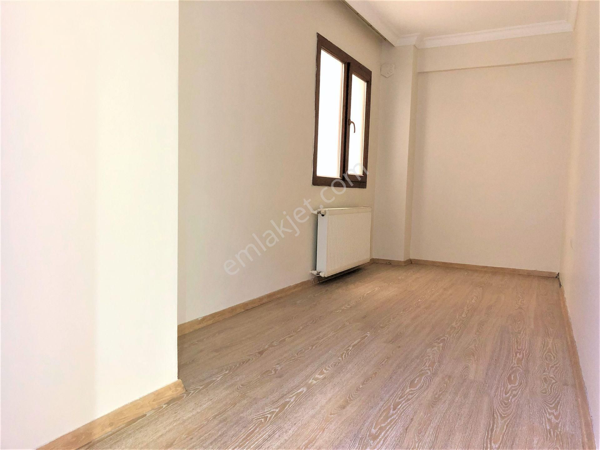 Karşıyaka Şemikler Merkez Balkonlu Genç Binada Kiralık 3+1 Daire - Görsel 29