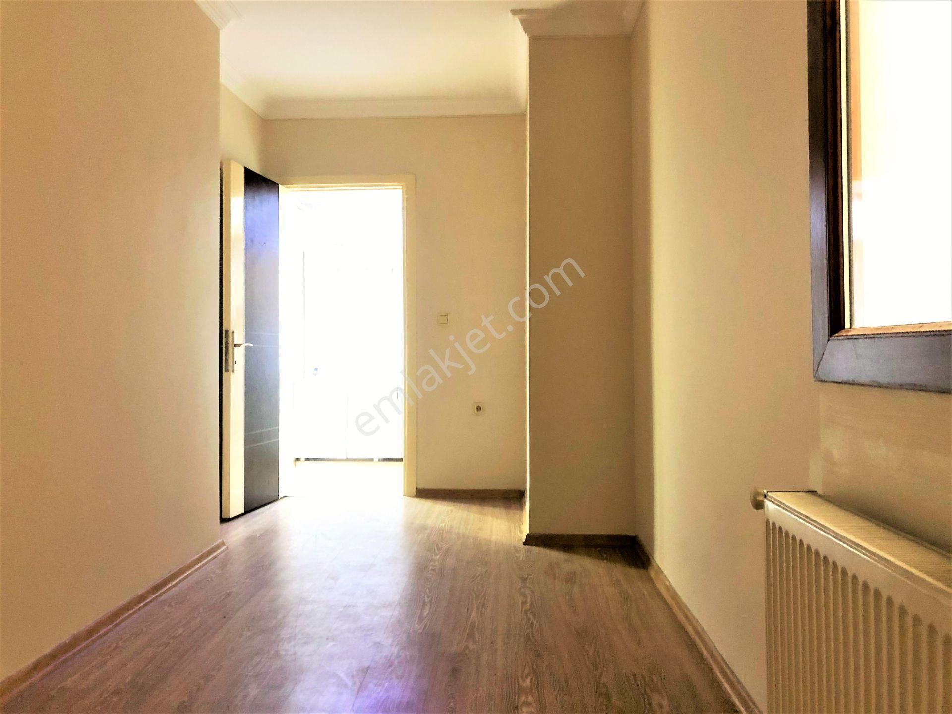 Karşıyaka Şemikler Merkez Balkonlu Genç Binada Kiralık 3+1 Daire - Görsel 30