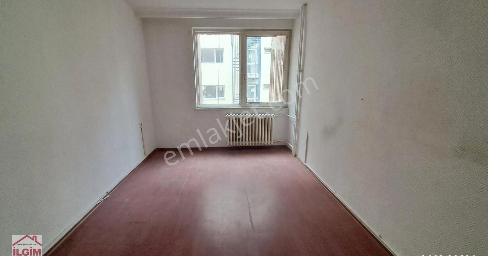 Kızılay Bayındır Sokakta Meşrutiyet Caddesi Yakını 2+1 Daire