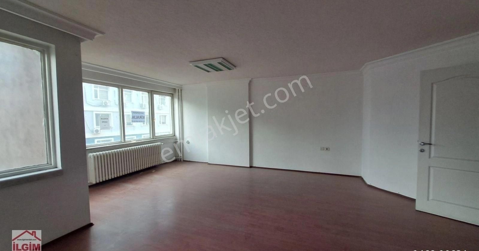 Kızılay Bayındır Sokakta Meşrutiyet Caddesi Yakını 2+1 Daire - Görsel 5