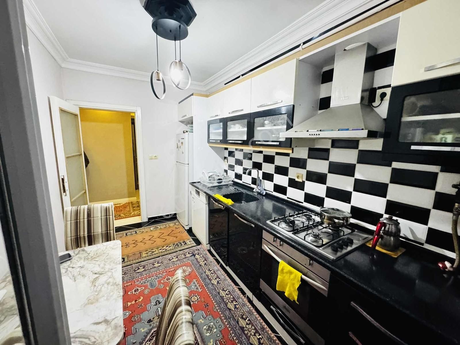 Reşadiye Mh Aş Evi Civarı Satılık 2+1 6 Yıllık Daire - Görsel 12