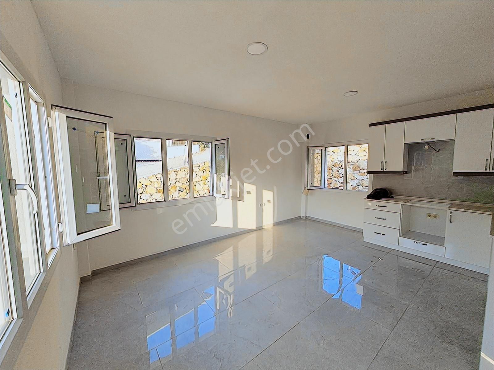 Selçuk Zeytinköy Müstakil Ev [ Betonarme] - Görsel 13