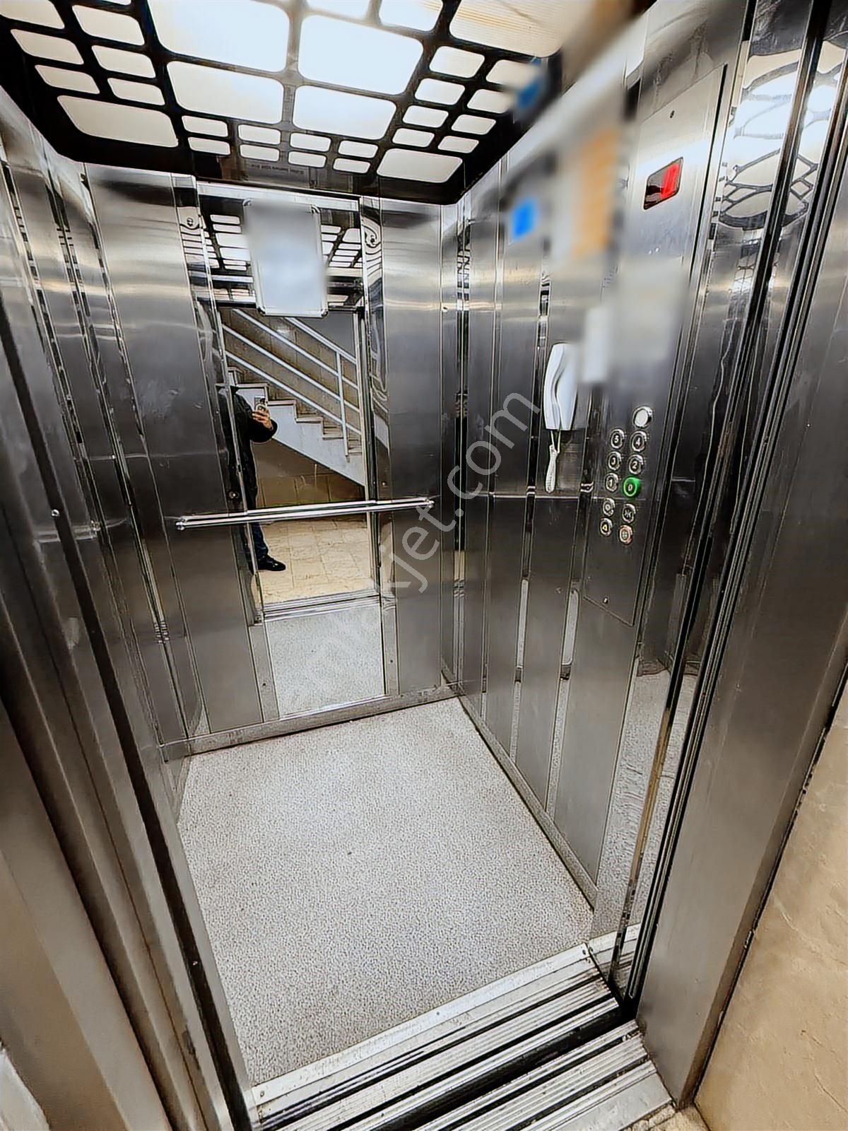 Şehitler Cadde Yakını Asansörlü Panoramik Manzaralı 4+1 Dubleks - Görsel 17