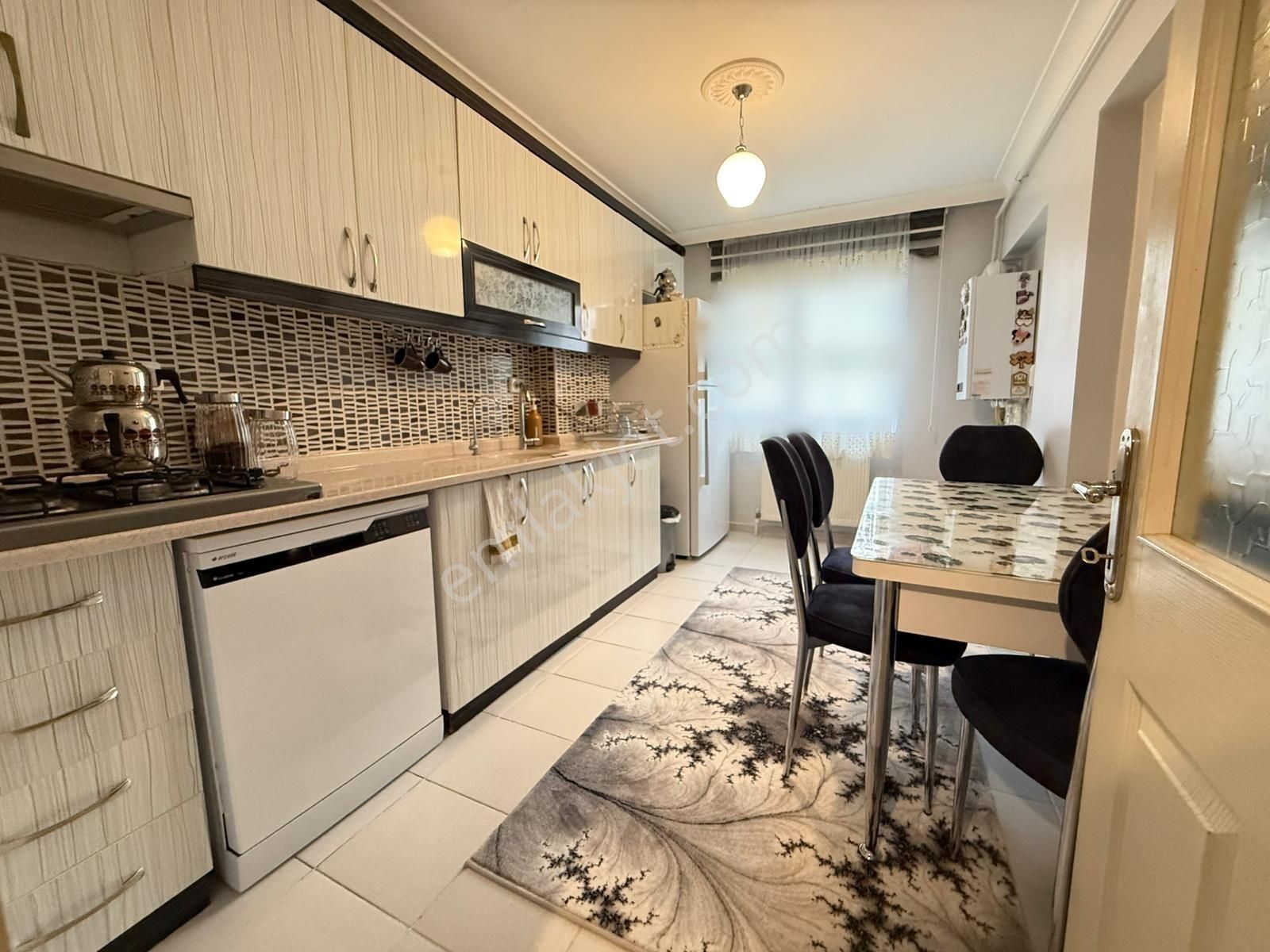 Şehitler Cadde Yakını Asansörlü Panoramik Manzaralı 4+1 Dubleks - Görsel 24