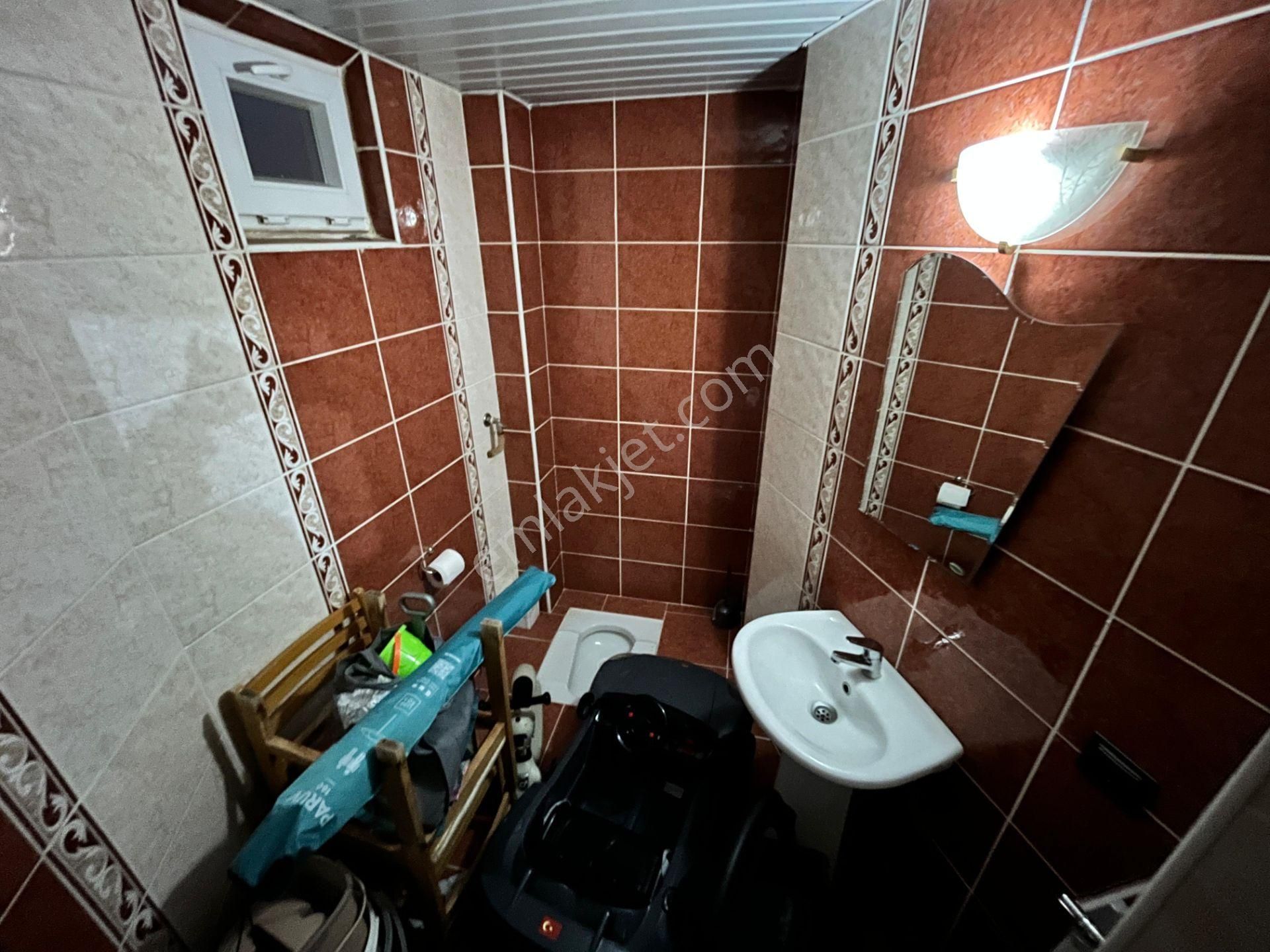 Onur Sitesinde , Arakat D.gazlı Ebv. Banyolu 170 M² 3+1 - Görsel 31