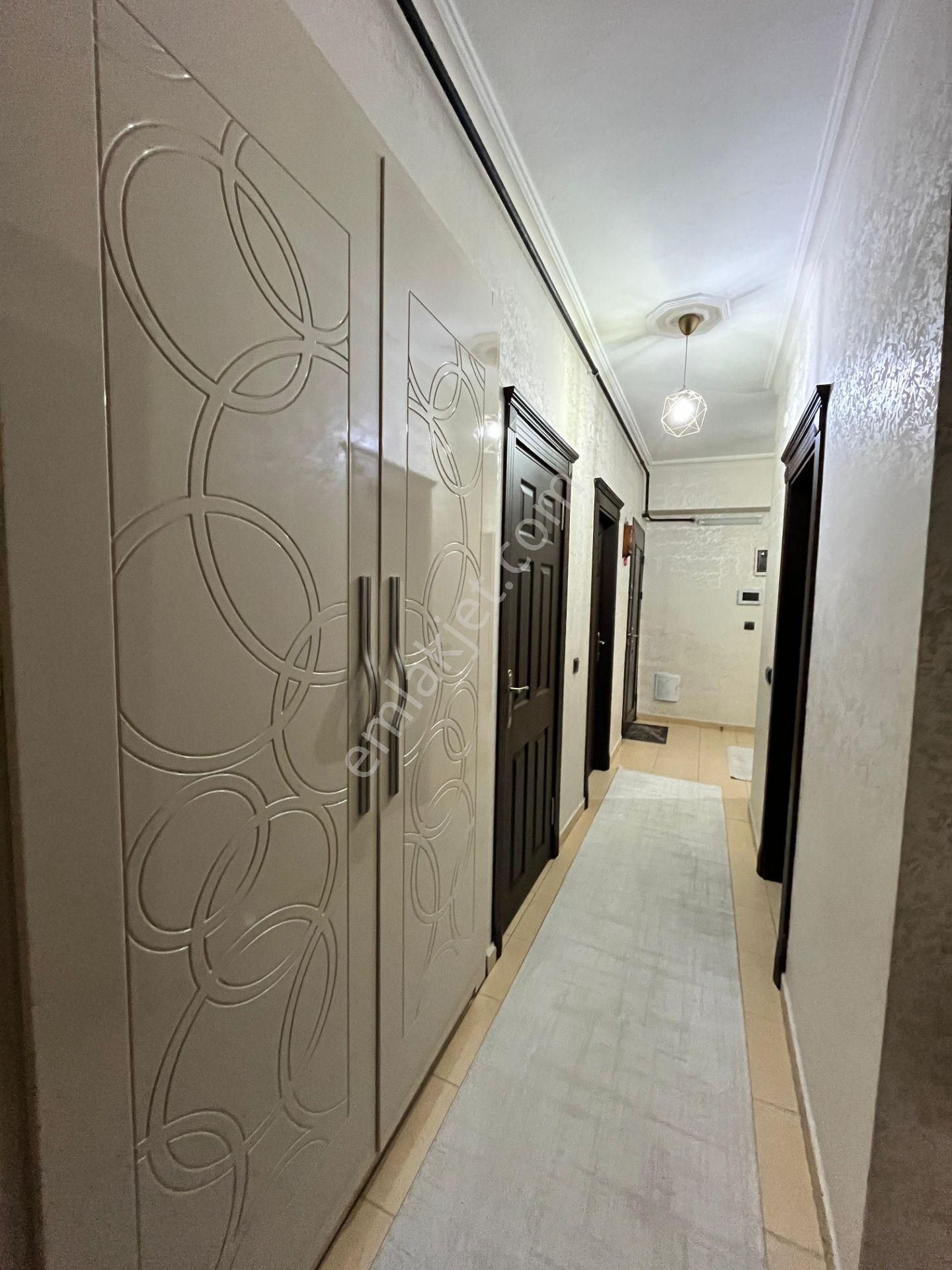 Onur Sitesinde , Arakat D.gazlı Ebv. Banyolu 170 M² 3+1 - Görsel 23