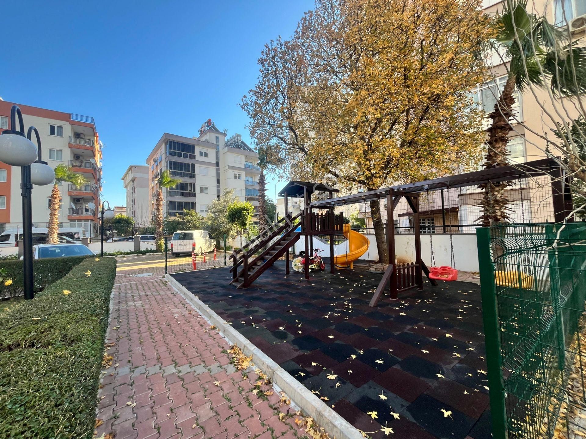 Onur Sitesinde , Arakat D.gazlı Ebv. Banyolu 170 M² 3+1 - Görsel 33