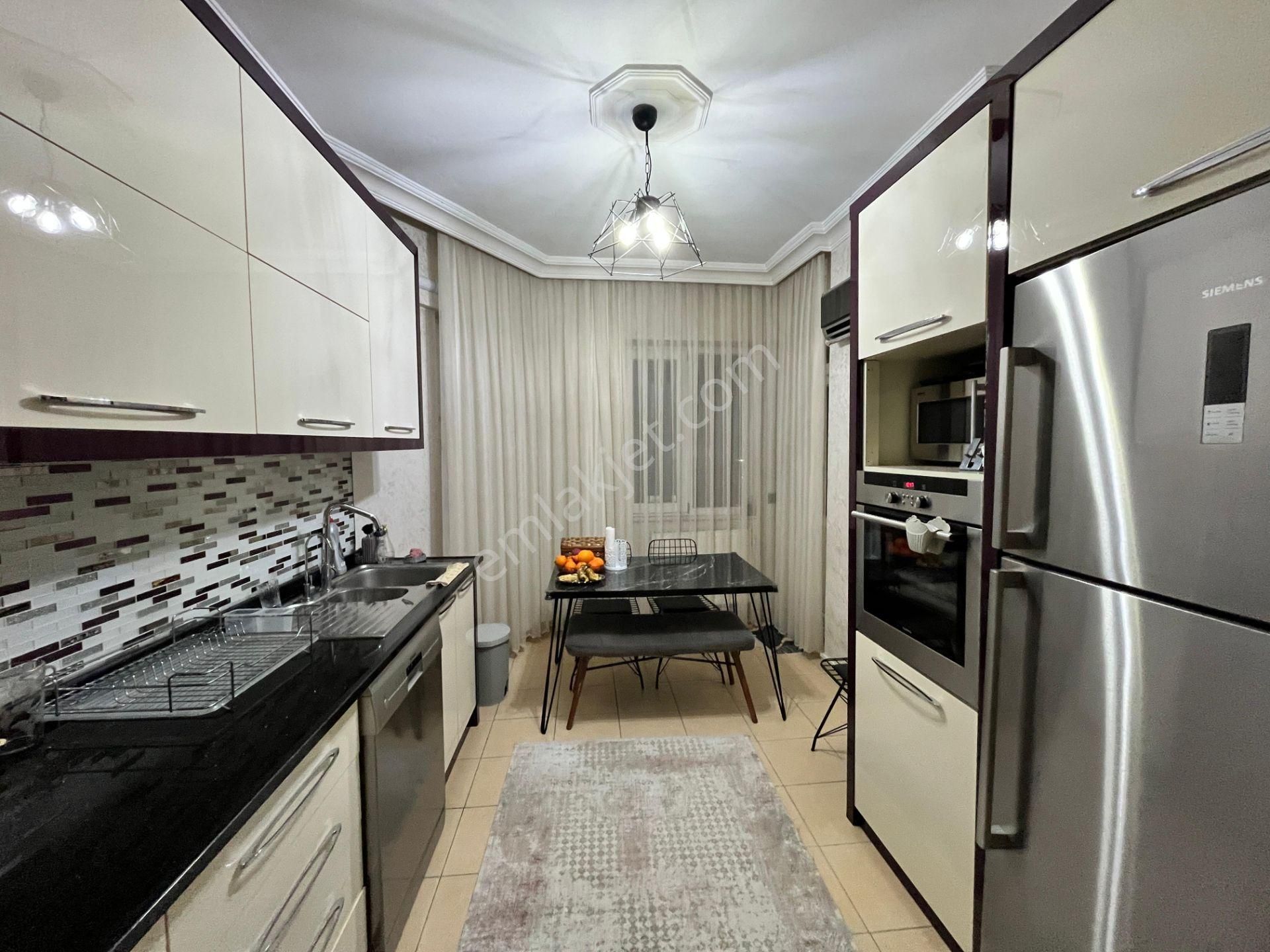 Onur Sitesinde , Arakat D.gazlı Ebv. Banyolu 170 M² 3+1 - Görsel 5