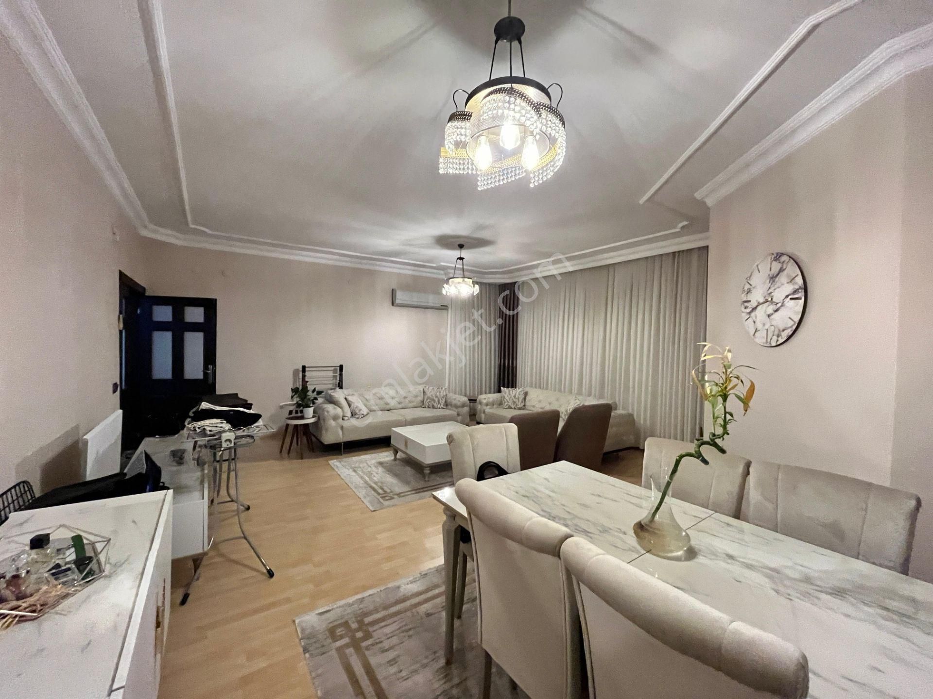 Onur Sitesinde , Arakat D.gazlı Ebv. Banyolu 170 M² 3+1 - Görsel 11