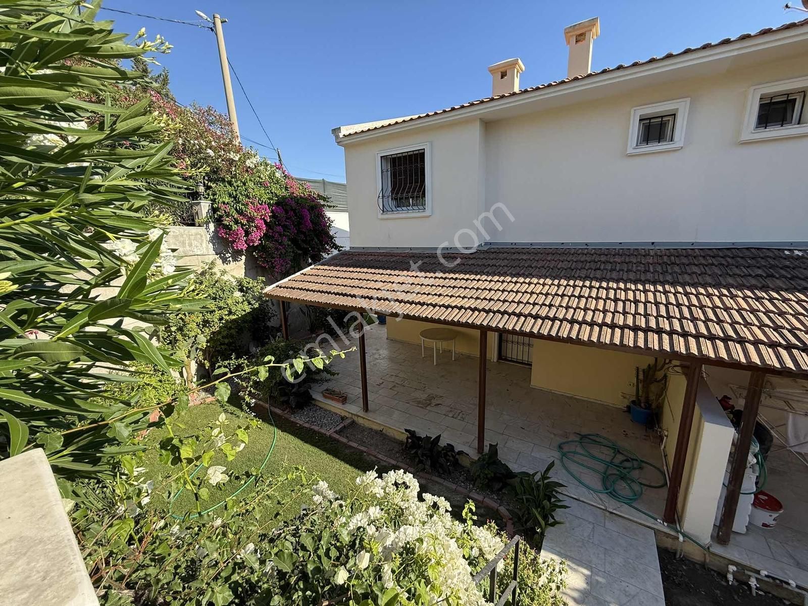 Çeşme Altınyunusta Satılık Havuzlu 3+1 Dubleks Villa - Görsel 32