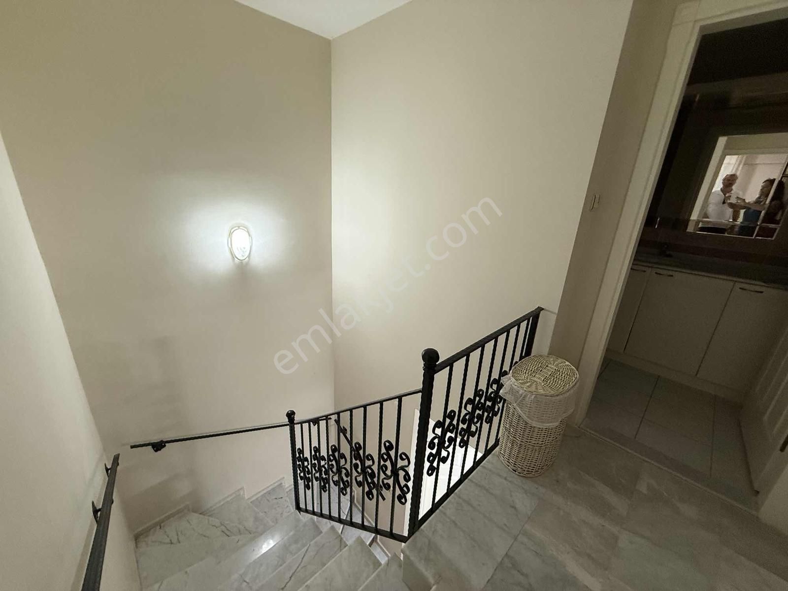 Çeşme Altınyunusta Satılık Havuzlu 3+1 Dubleks Villa - Görsel 15